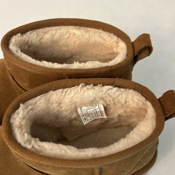 UGG PLATFORM CLASSIC MINI BOOTS 10 - Picture 15 of 16